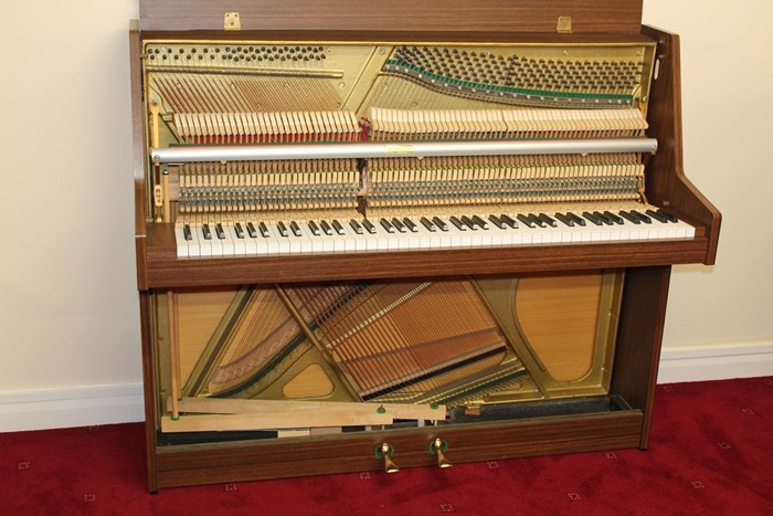 Kemble 7 octave upright 4432-3 | Horsham Piano Center